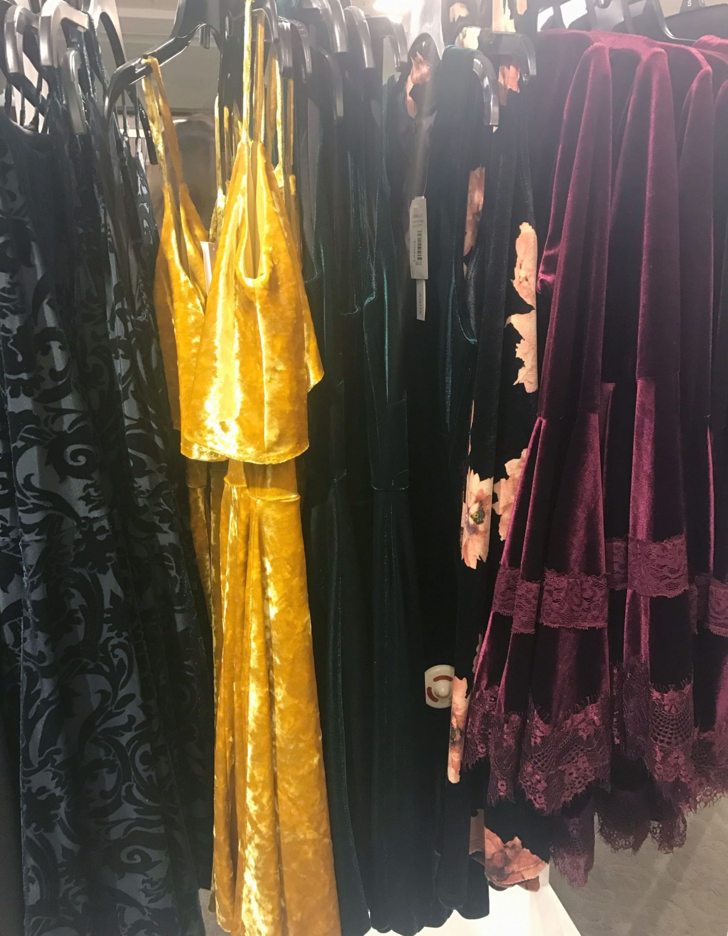 Velvet Trend - Velvet Dress